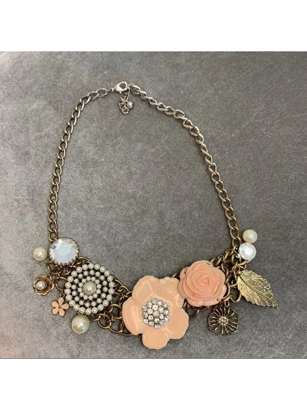 PEACH pink cream floral flower faux pearl leaf chunky statement necklace prom - Picture 10 of 10